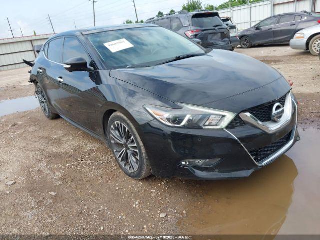  Salvage Nissan Maxima