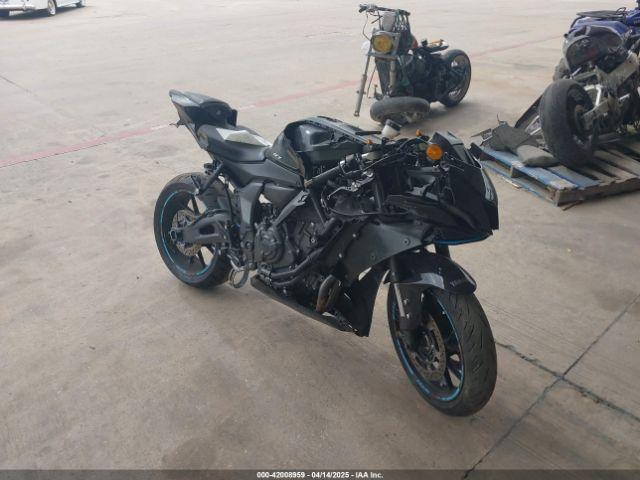  Salvage Yamaha Yzfr7