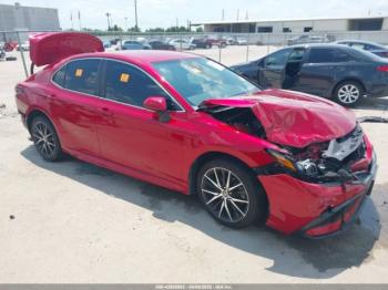  Salvage Toyota Camry