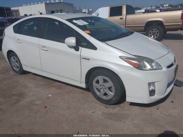  Salvage Toyota Prius