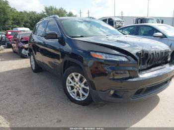  Salvage Jeep Cherokee