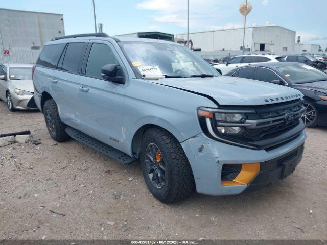  Salvage Ford Expedition