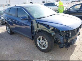  Salvage Hyundai TUCSON