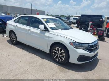  Salvage Volkswagen Jetta