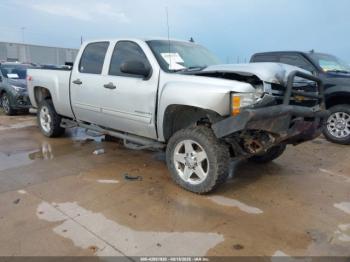  Salvage Chevrolet Silverado 2500