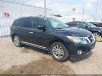  Salvage Nissan Pathfinder