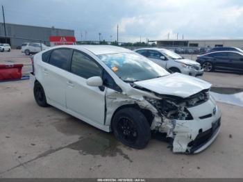  Salvage Toyota Prius