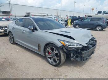  Salvage Kia Stinger
