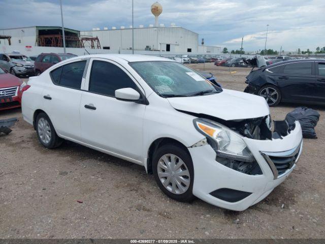  Salvage Nissan Versa
