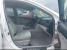 Toyota Camry Xle V6 Image 5