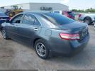Toyota Camry Le Image 3