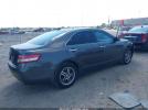 Toyota Camry Le Image 16