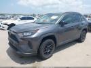 Toyota RAV4 Le Image 2