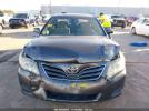 Toyota Camry Le Image 13