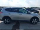 Toyota RAV4 Le Image 6