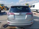 Toyota RAV4 Le Image 10