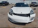 Porsche Panamera 4 Image 15