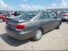 Toyota Camry Le Image 3