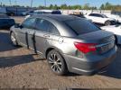 Chrysler 200 S Image 6