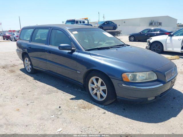  Salvage Volvo V70