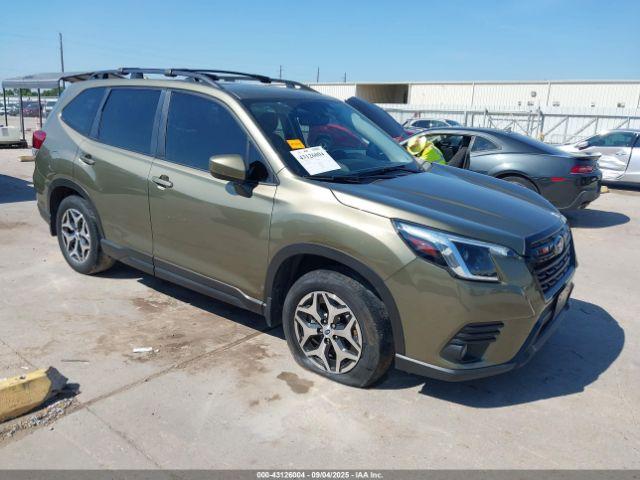  Salvage Subaru Forester