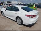 Toyota Camry Le Image 3