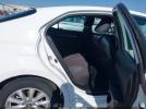 Toyota Camry Le Image 6