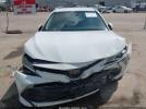 Toyota Camry Le Image 13