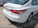 Toyota Camry Le Image 17