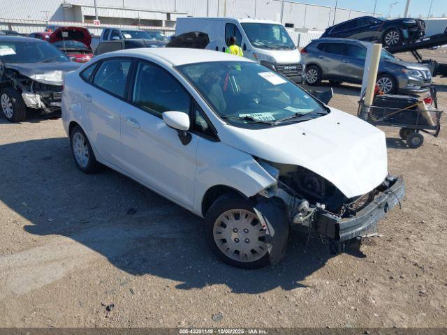  Salvage Ford Fiesta
