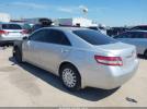 Toyota Camry Le Image 5