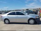 Toyota Camry Le Image 10