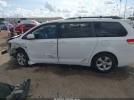 Toyota Sienna Le V6 8 Passenger Image 15
