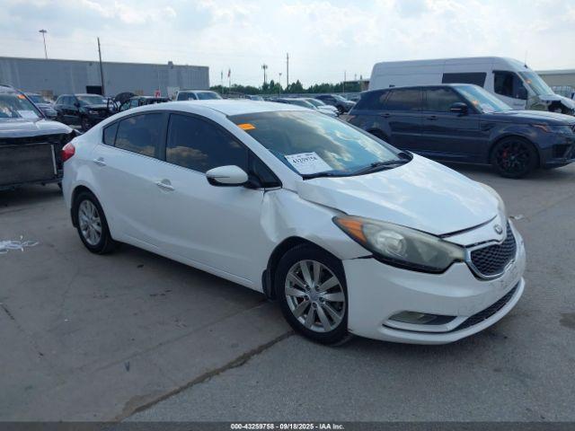  Salvage Kia Forte