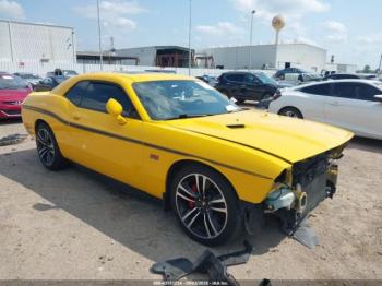  Salvage Dodge Challenger