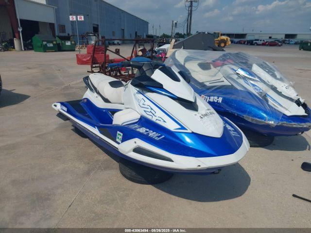  Salvage Yamaha Vx Deluxe