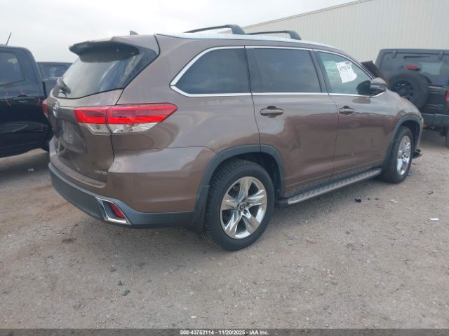 Toyota Highlander Limited Image 13