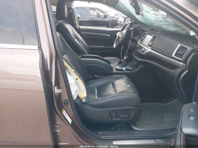 Toyota Highlander Limited Image 17