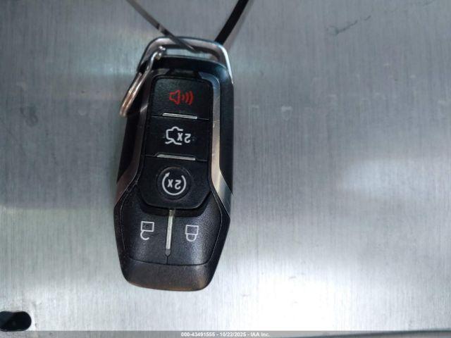 Ford Explorer Xlt Image 4