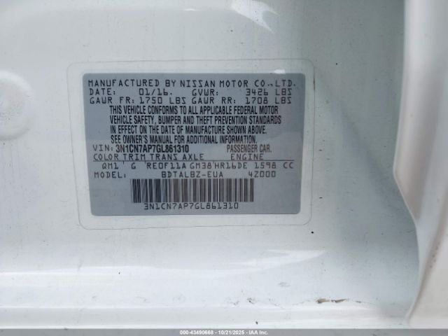 Nissan Versa Image 7