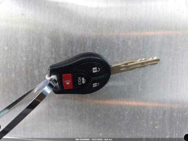 Nissan Versa Image 13