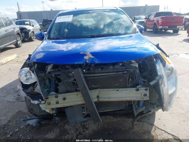 Nissan Versa 1.6 Sv Image 8