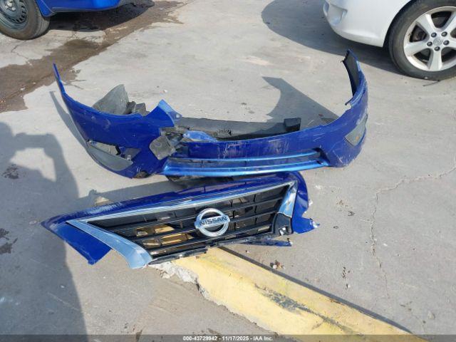 Nissan Versa 1.6 Sv Image 16