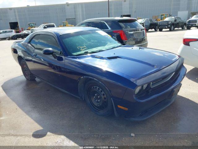  Salvage Dodge Challenger