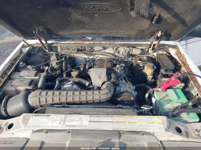 Ford Explorer Image 7