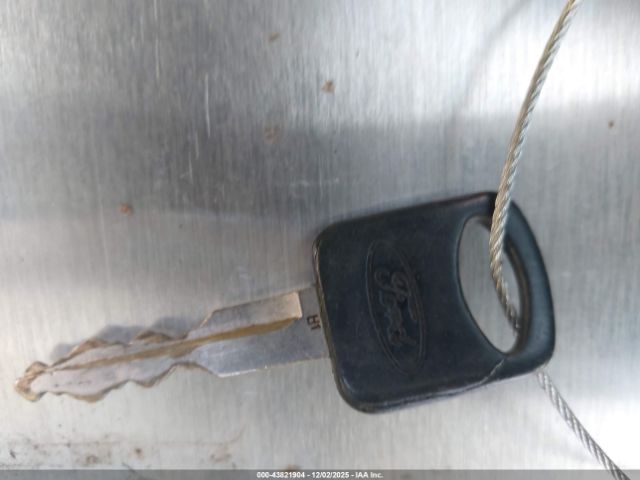 Ford Explorer Image 10