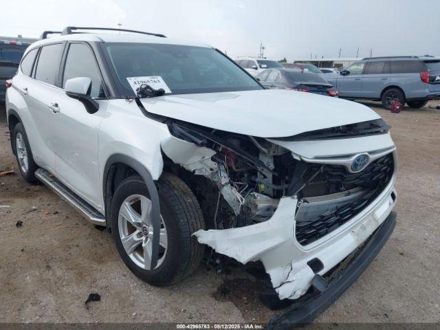 Toyota Highlander Hybrid Le Image 8