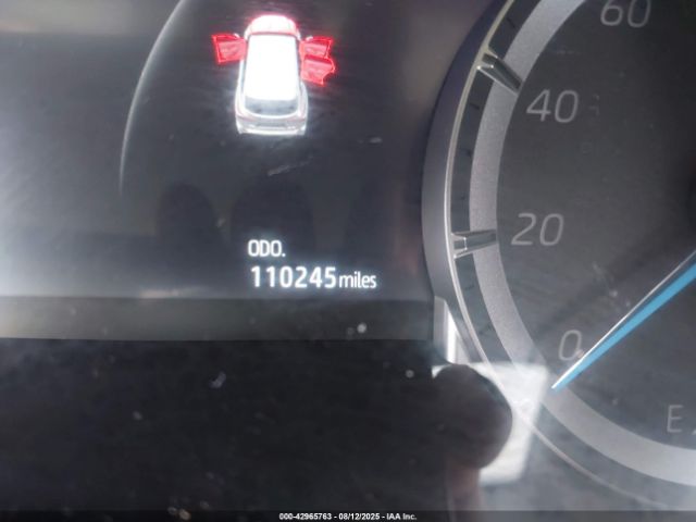 Toyota Highlander Hybrid Le Image 12