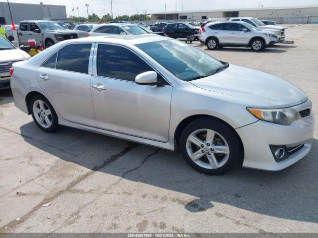  Salvage Toyota Camry