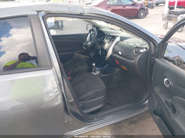 Nissan Versa 1.6 Sv Image 3